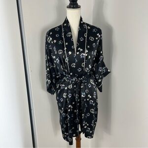 Anthropologie Violet & Wren floral silk robe